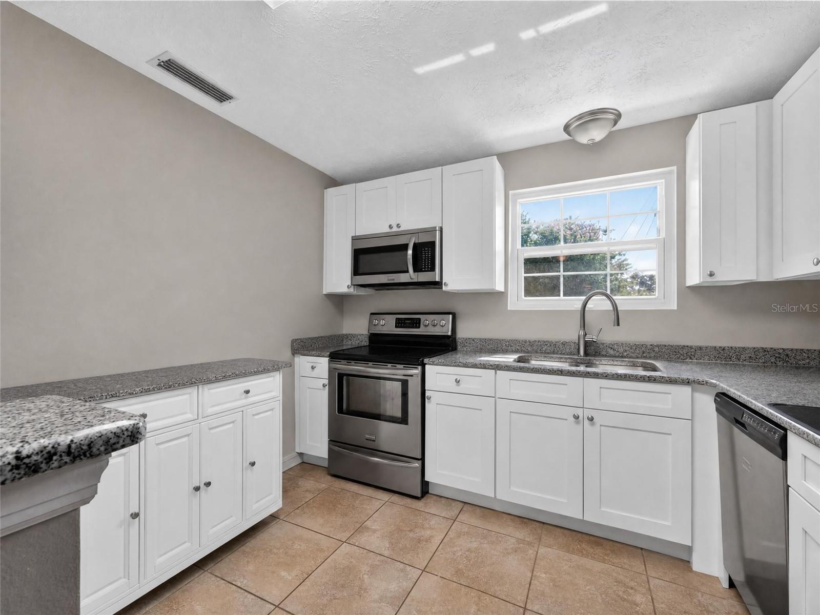 4386 Lake Underhill Unit D, Orlando, FL 32803