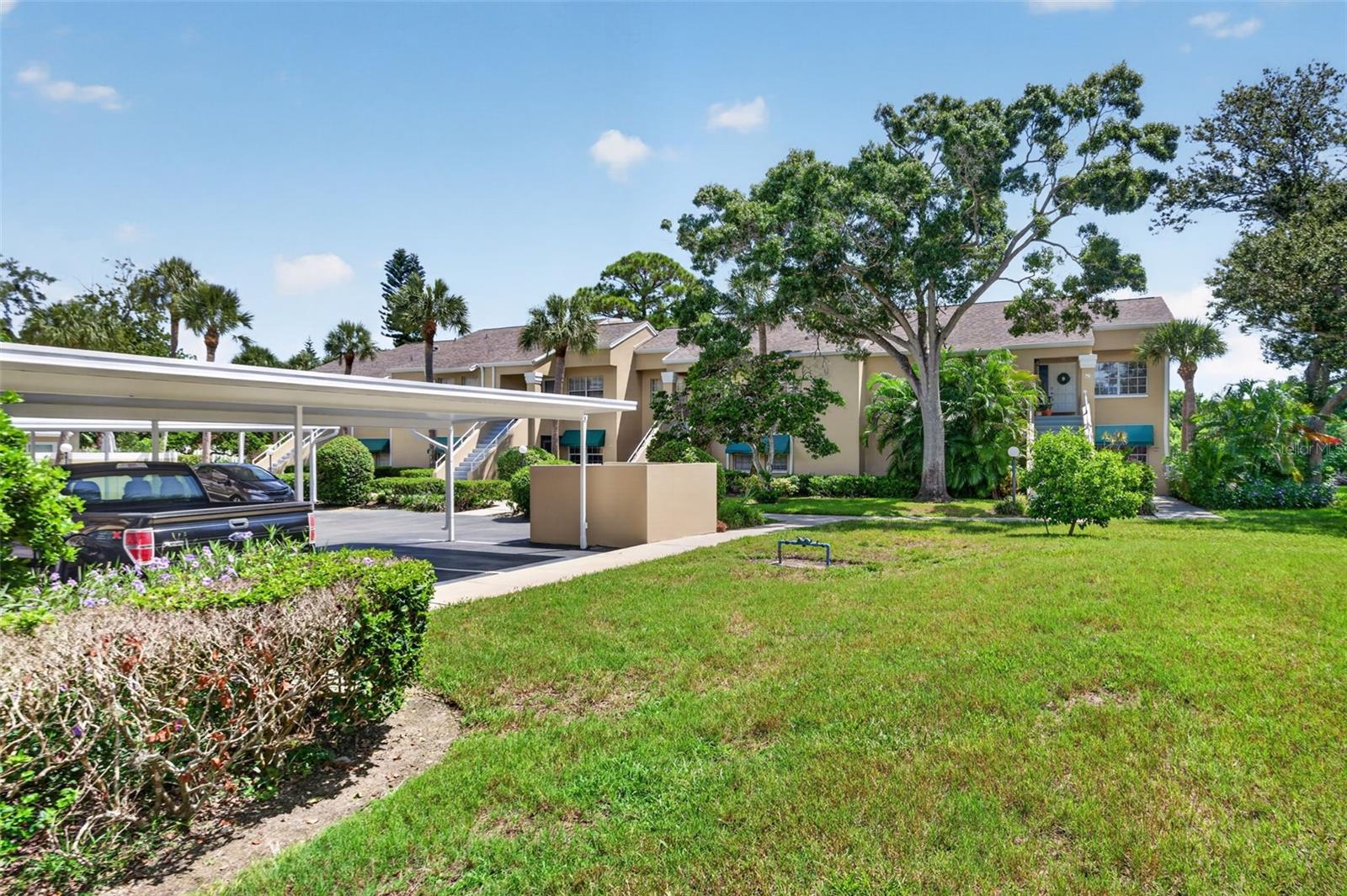 10811 Indian Hills Unit 37, Seminole, FL 33777
