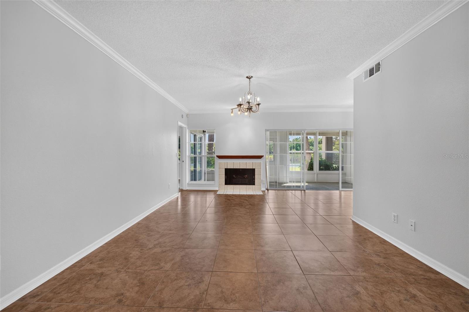 10811 Indian Hills Unit 37, Seminole, FL 33777
