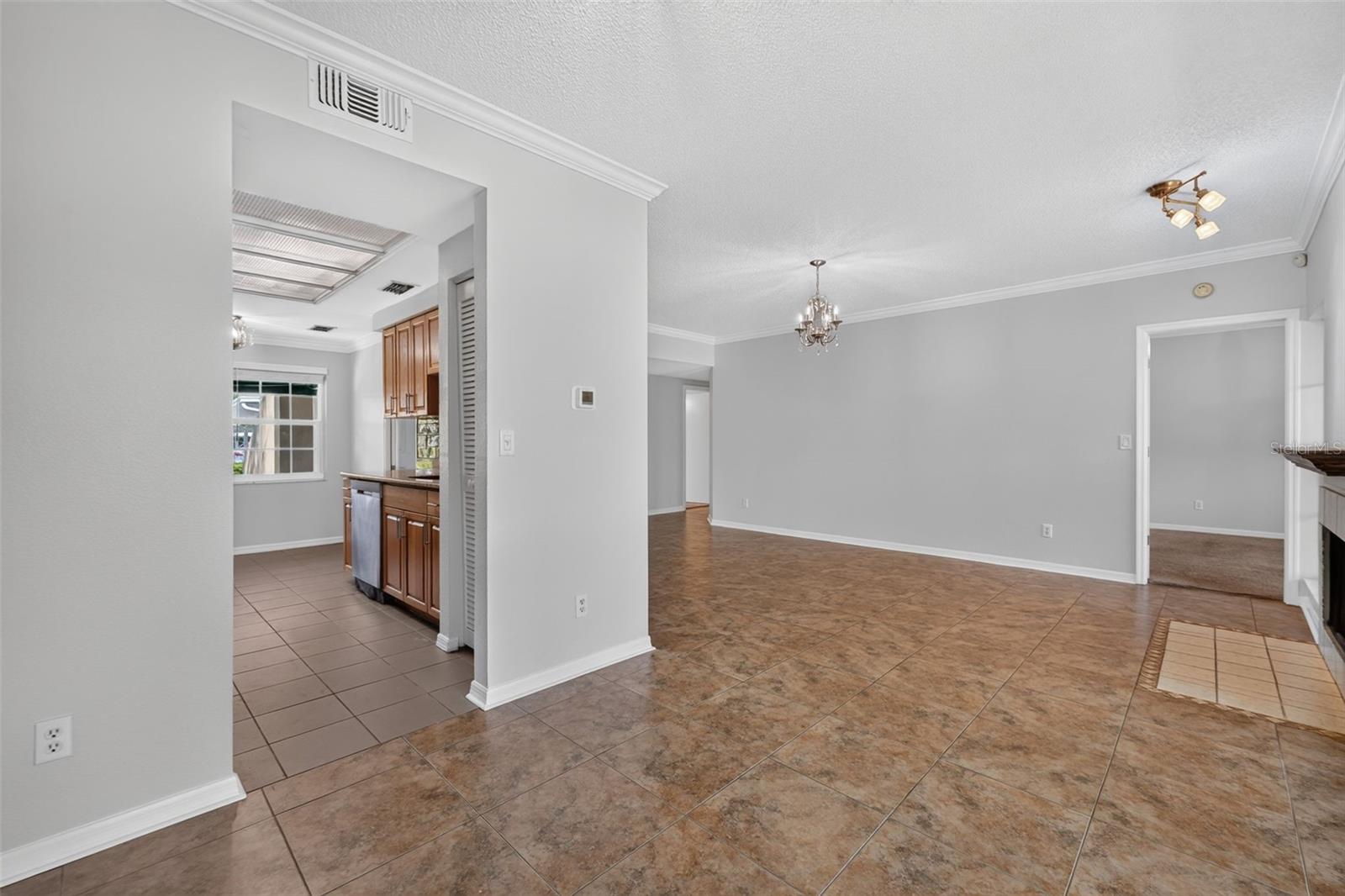 10811 Indian Hills Unit 37, Seminole, FL 33777