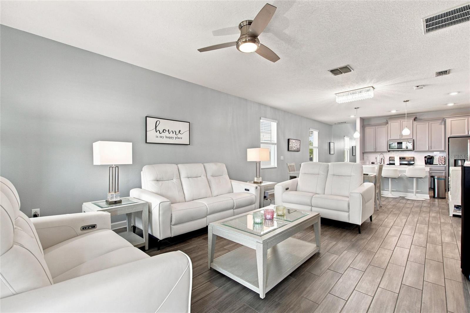 1148 Trappers Trail Loop, Davenport, FL 33896
