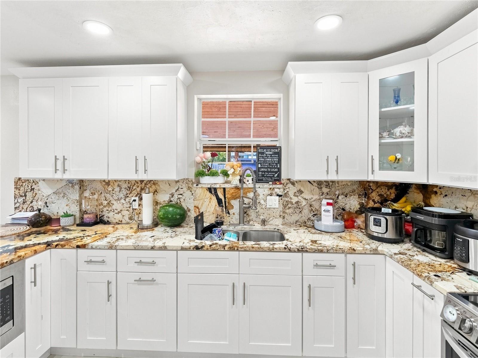9613 Six Mile Creek, Tampa, FL 33610