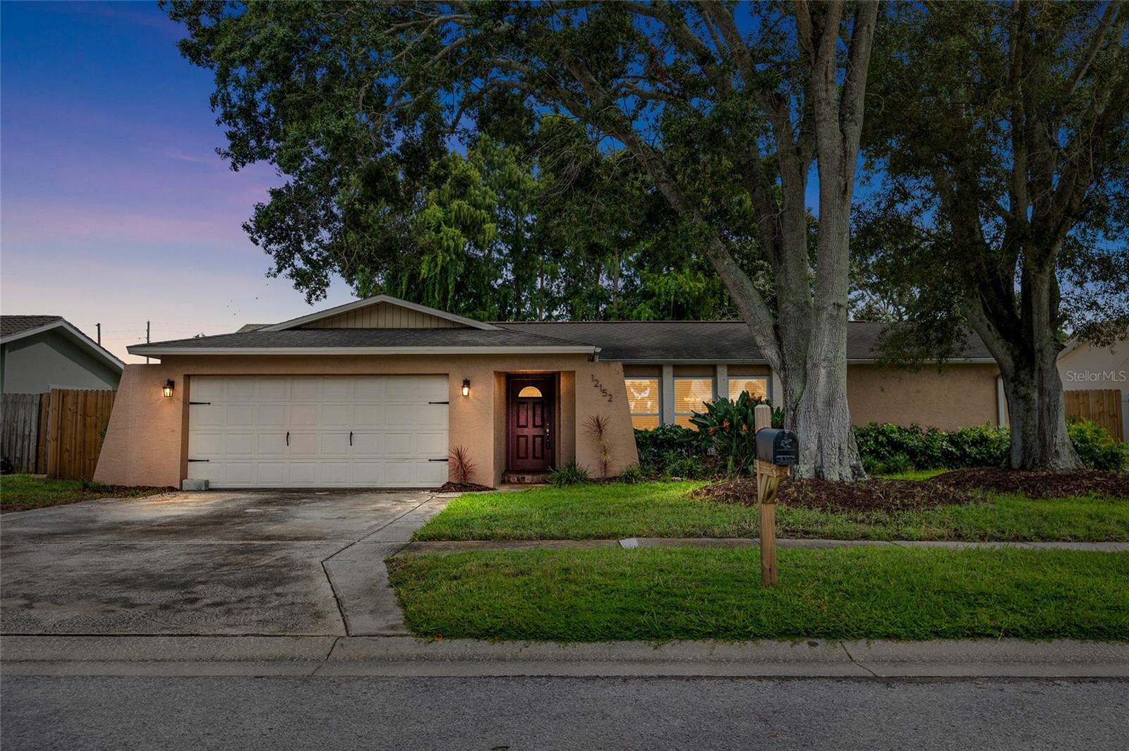 12152 Bonnie, Seminole, FL 33772