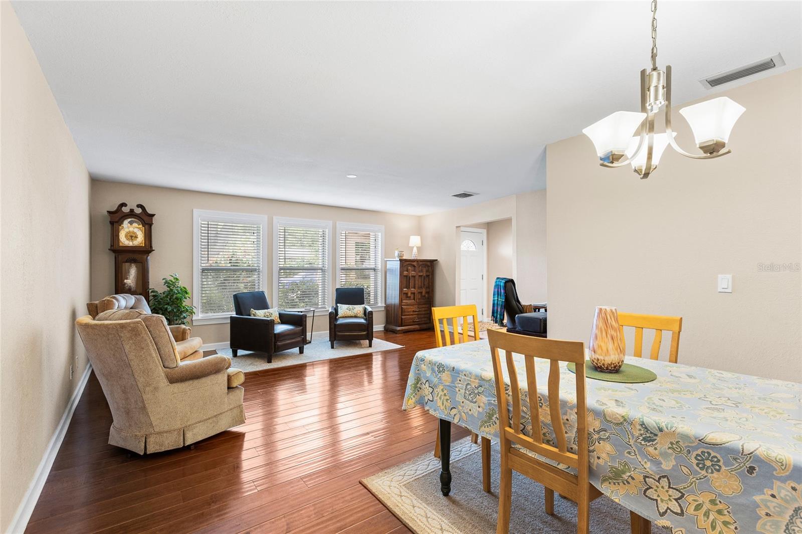 12152 Bonnie, Seminole, FL 33772
