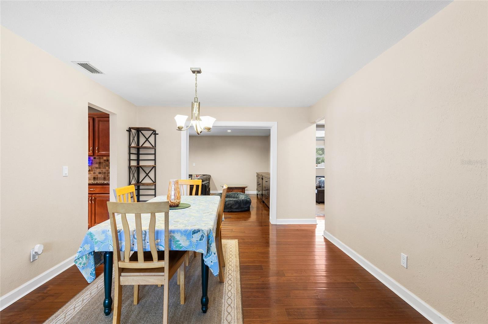 12152 Bonnie, Seminole, FL 33772