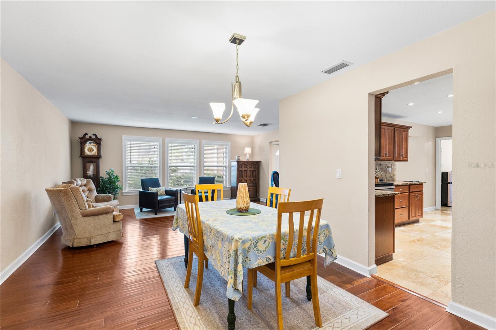 12152 Bonnie, Seminole, FL 33772