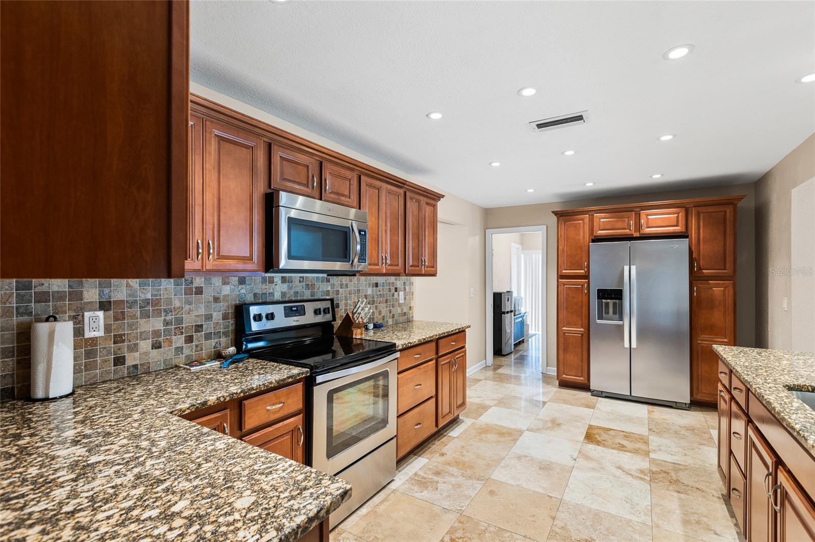 12152 Bonnie, Seminole, FL 33772