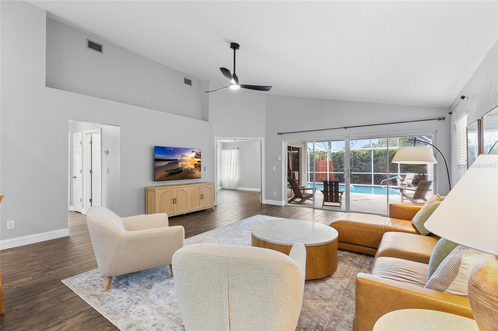 1702 Meadow Oak, Tarpon Springs, FL 34689