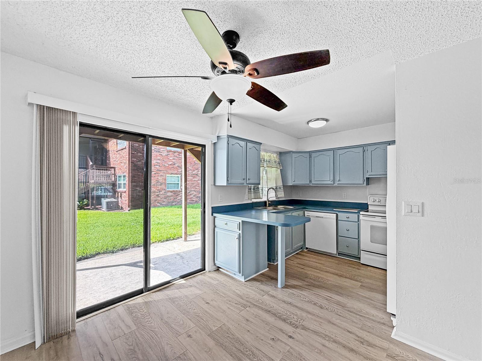 1920 Edgewood Unit K9, Lakeland, FL 33803