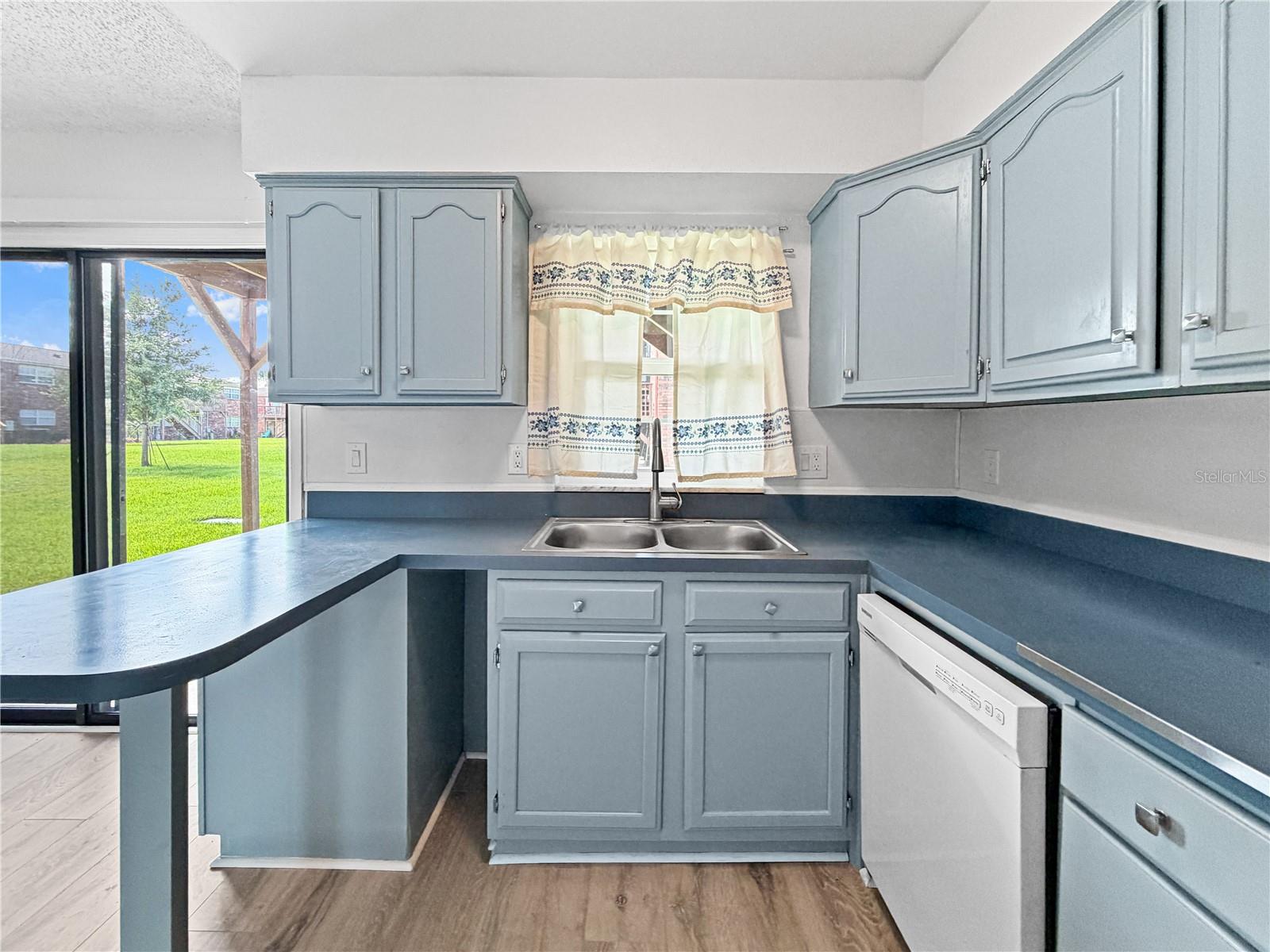 1920 Edgewood Unit K9, Lakeland, FL 33803