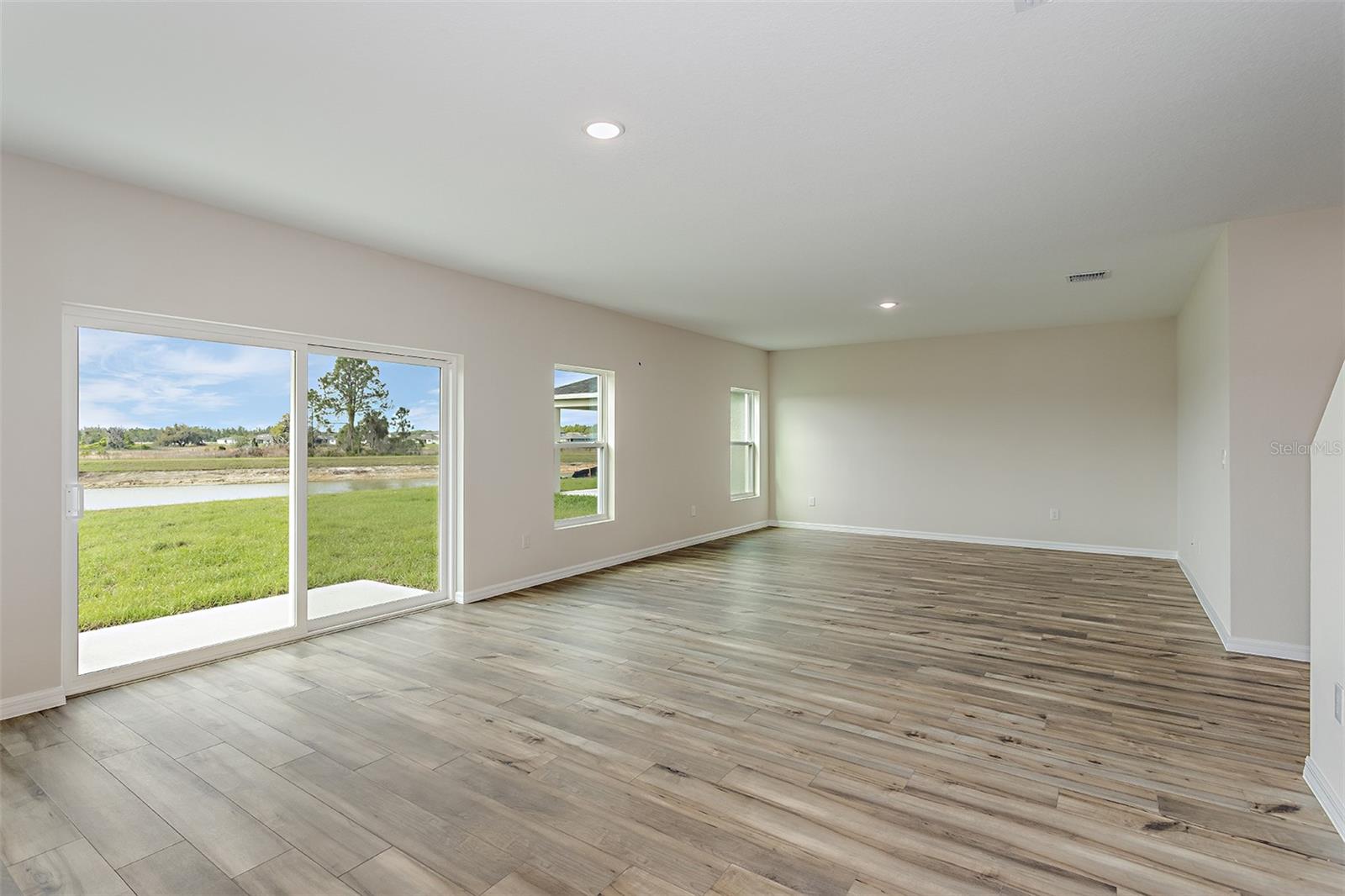 36715 Thornhedge, Zephyrhills, FL 33541
