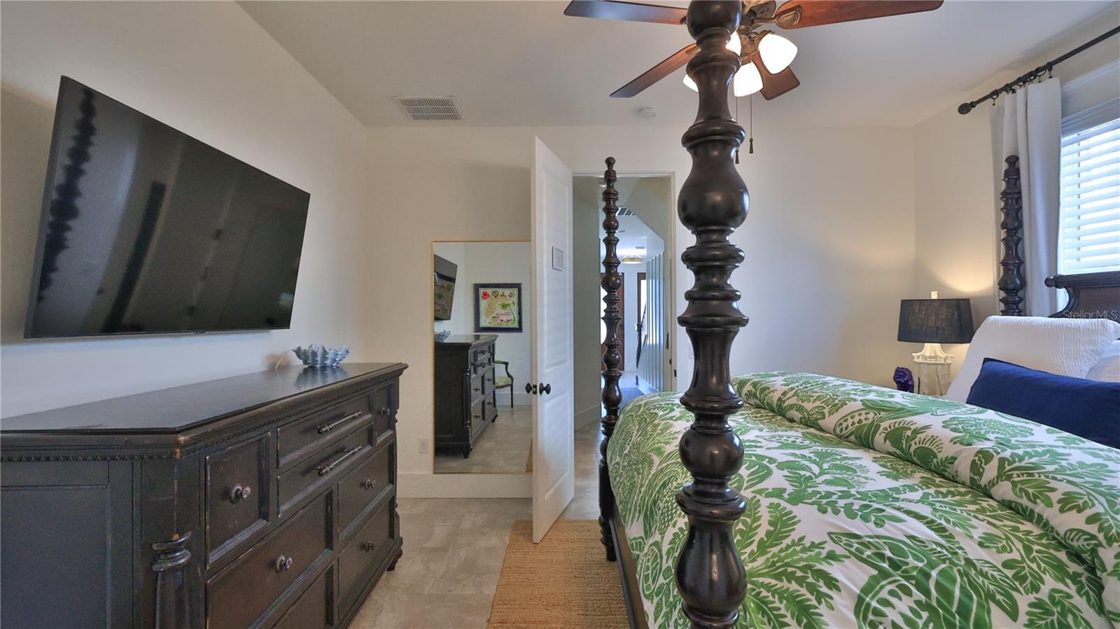 818 Ocean, New Smyrna Beach, FL 32169