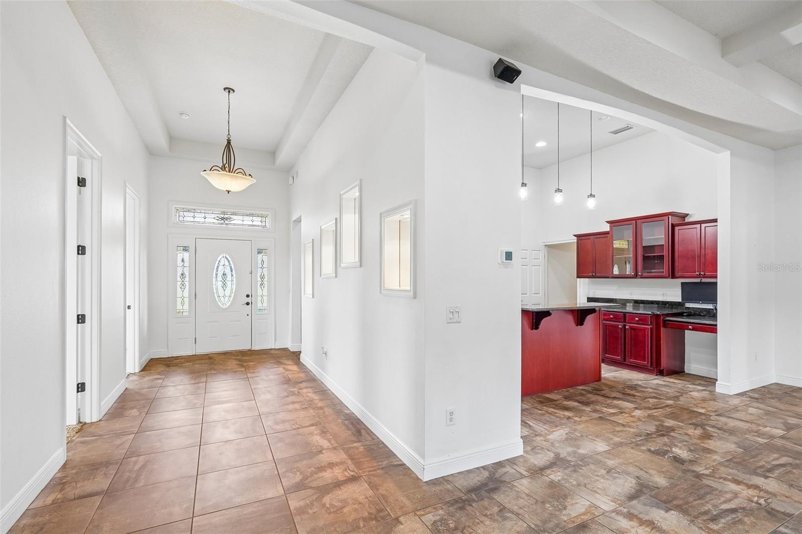 1113 Myrtle Breezes Ct, Fruitland Park, FL 34731