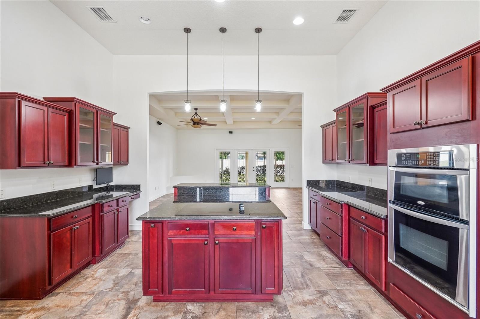 1113 Myrtle Breezes Ct, Fruitland Park, FL 34731