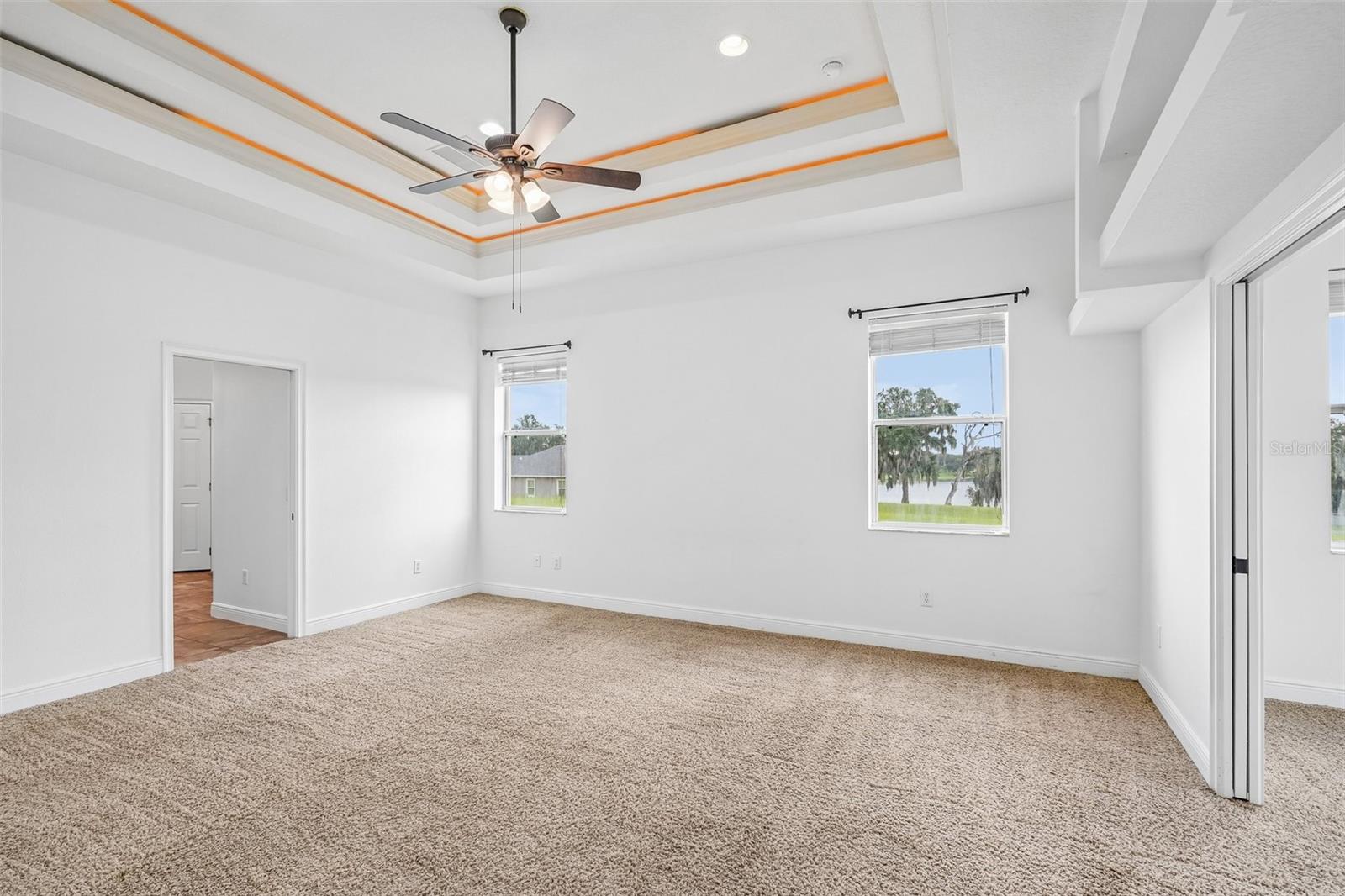 1113 Myrtle Breezes Ct, Fruitland Park, FL 34731