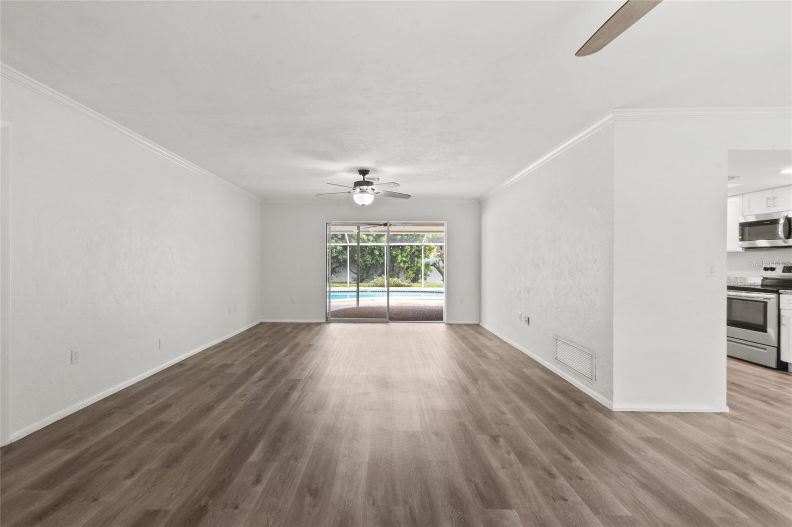 7303 11th, Bradenton, FL 34209