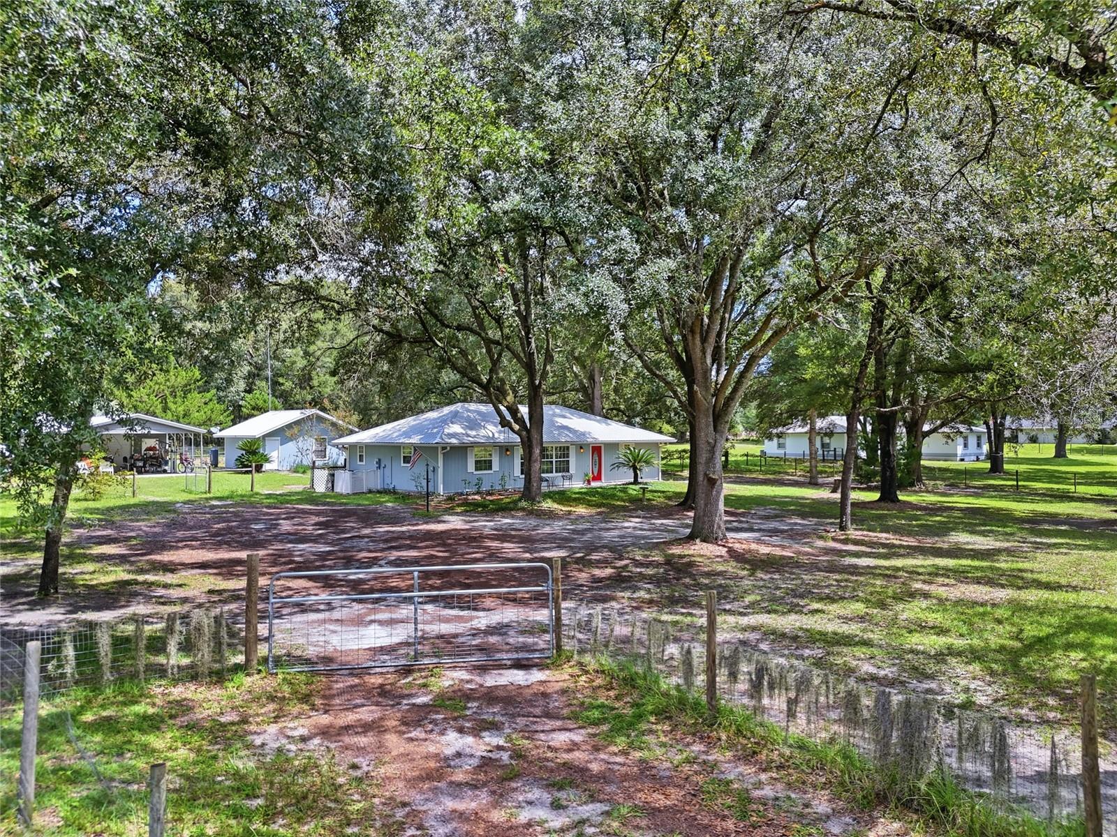 753 Mapleton, Fort White, FL 32038
