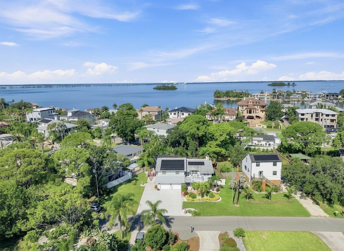 201 Lagoon, Palm Harbor, FL 34683