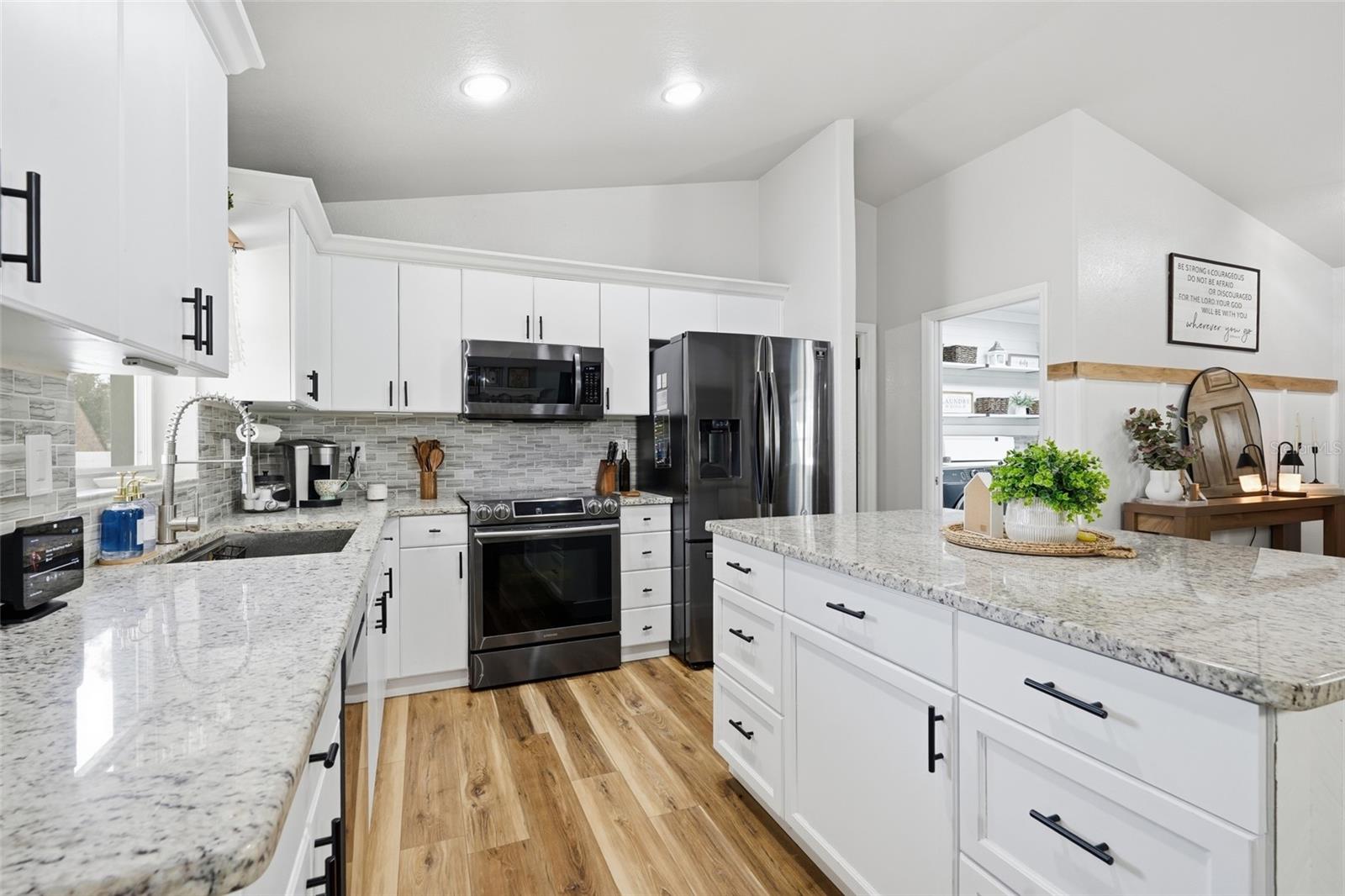 2244 Penguin, North Port, FL 34286