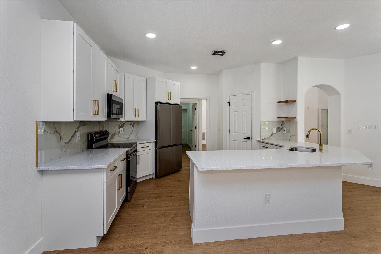 1222 Hart, Orlando, FL 32818