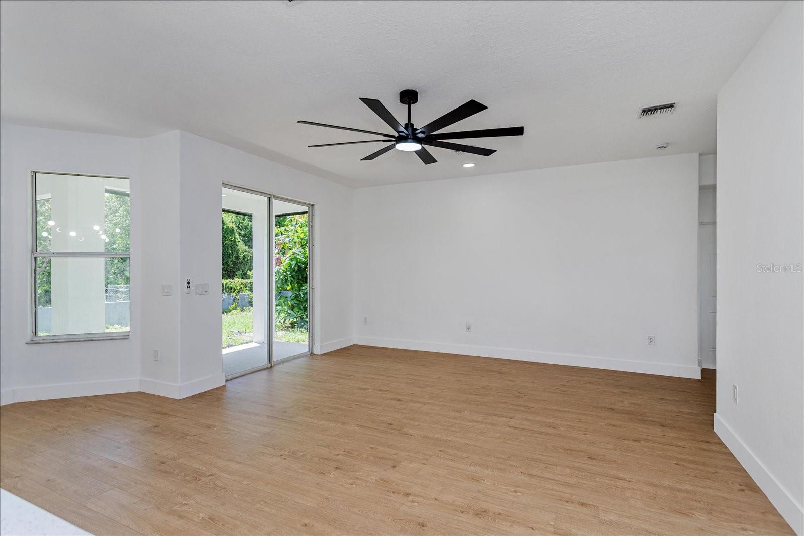 1222 Hart, Orlando, FL 32818