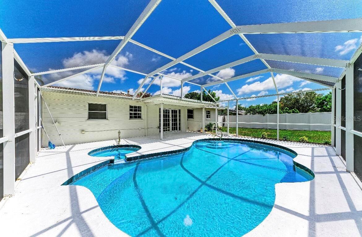 3207 19th, Bradenton, FL 34205