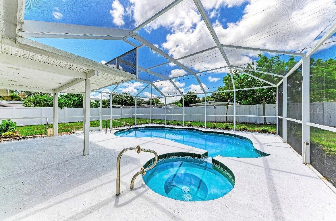 3207 19th, Bradenton, FL 34205