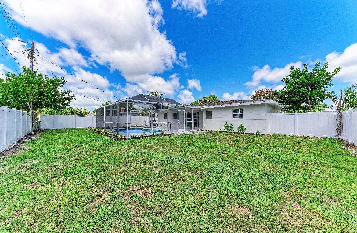 3207 19th, Bradenton, FL 34205