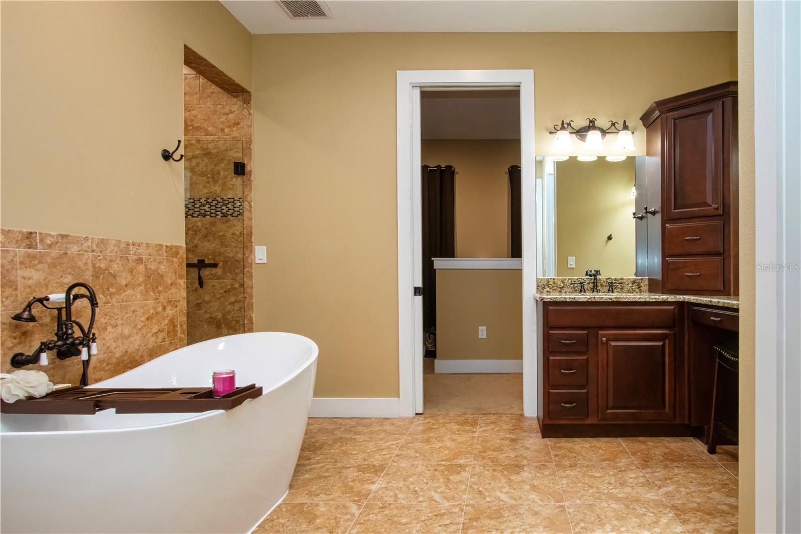 1605 Butch Cassidy, Wimauma, FL 33598