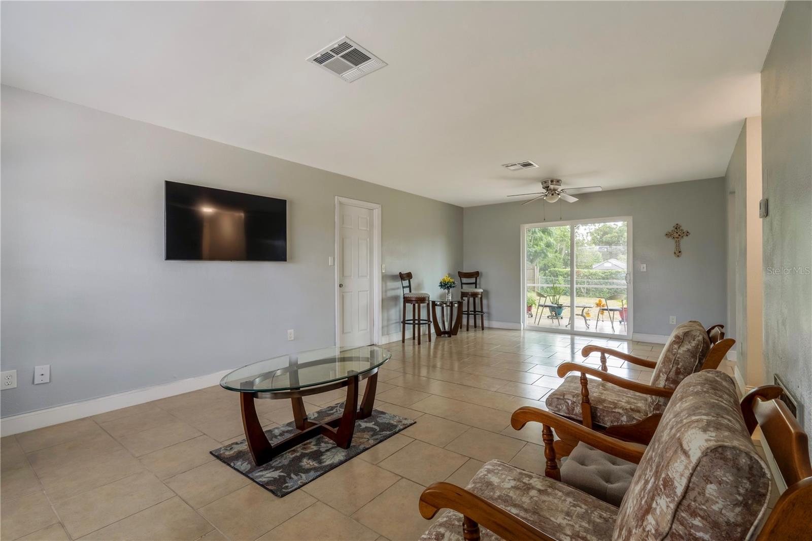 2633 Beal, Deltona, FL 32738