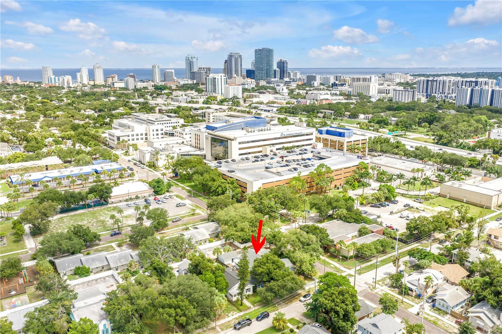 1323 7th, St Petersburg, FL 33705