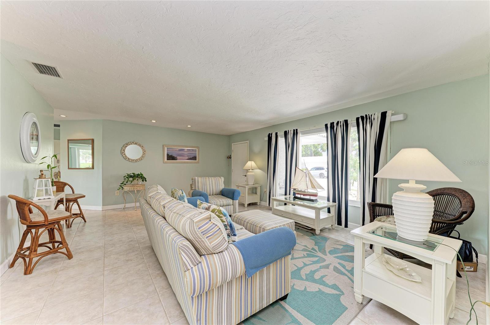 4006 Joyce, Bradenton, FL 34208
