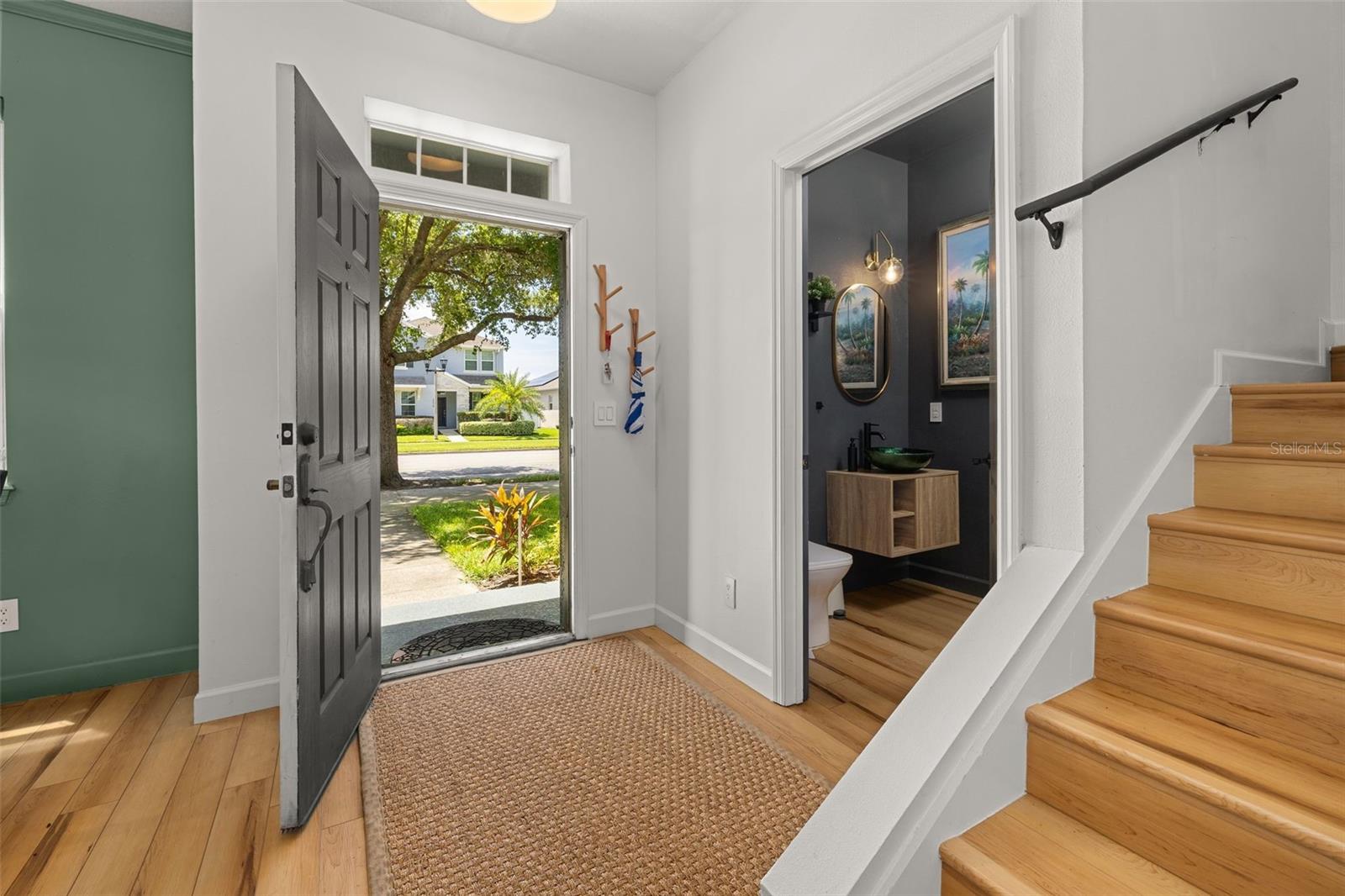 2271 J Lawson, Orlando, FL 32824