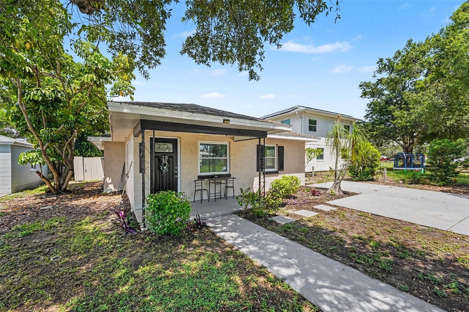 4611 17th, St Petersburg, FL 33713