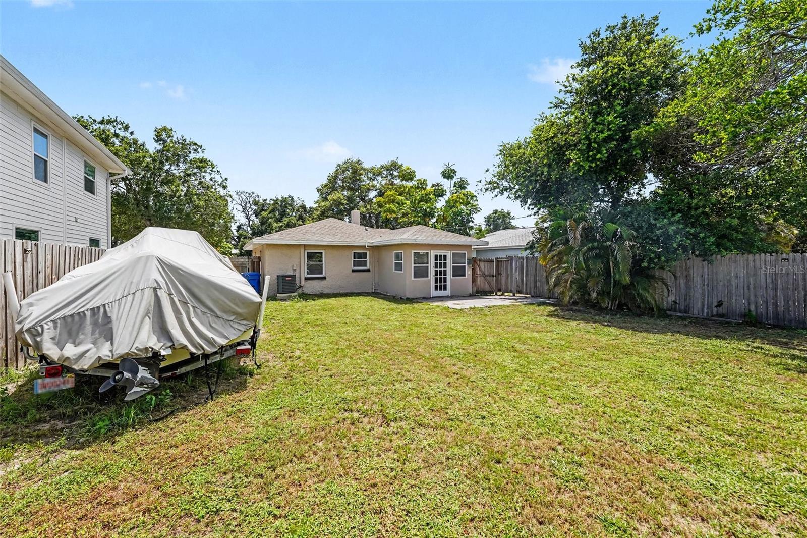 4611 17th, St Petersburg, FL 33713