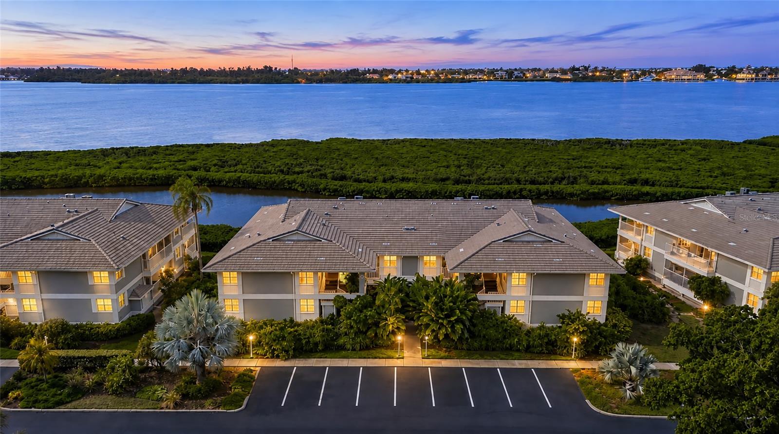 1249 Edgewater Unit 73, Bradenton, FL 34209