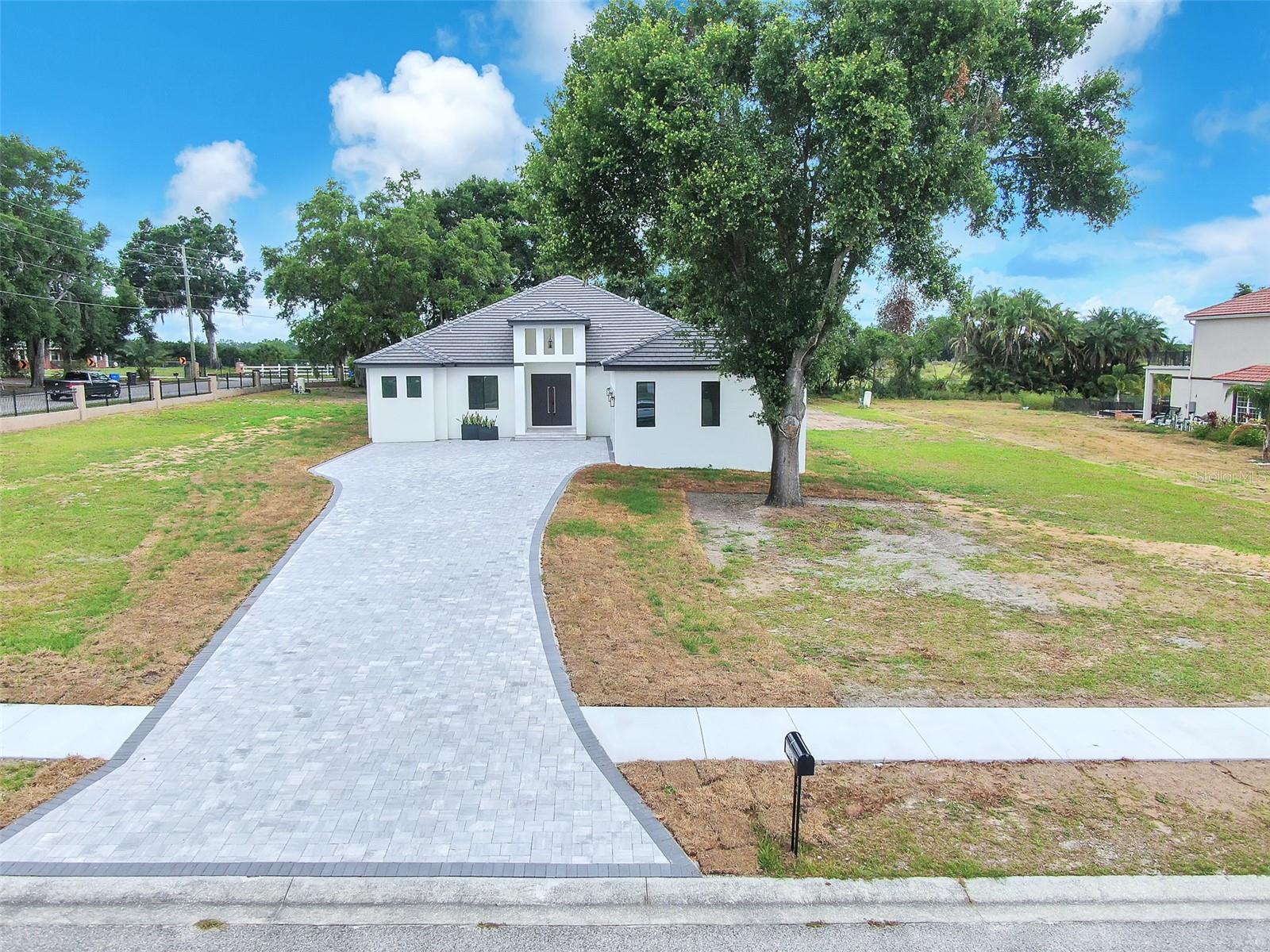 11921 Fort King, Thonotosassa, FL 33592