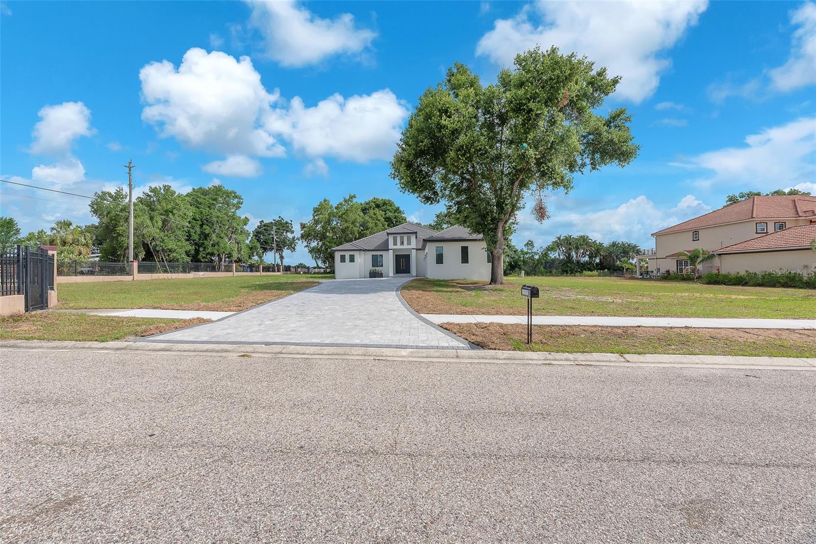 11921 Fort King, Thonotosassa, FL 33592