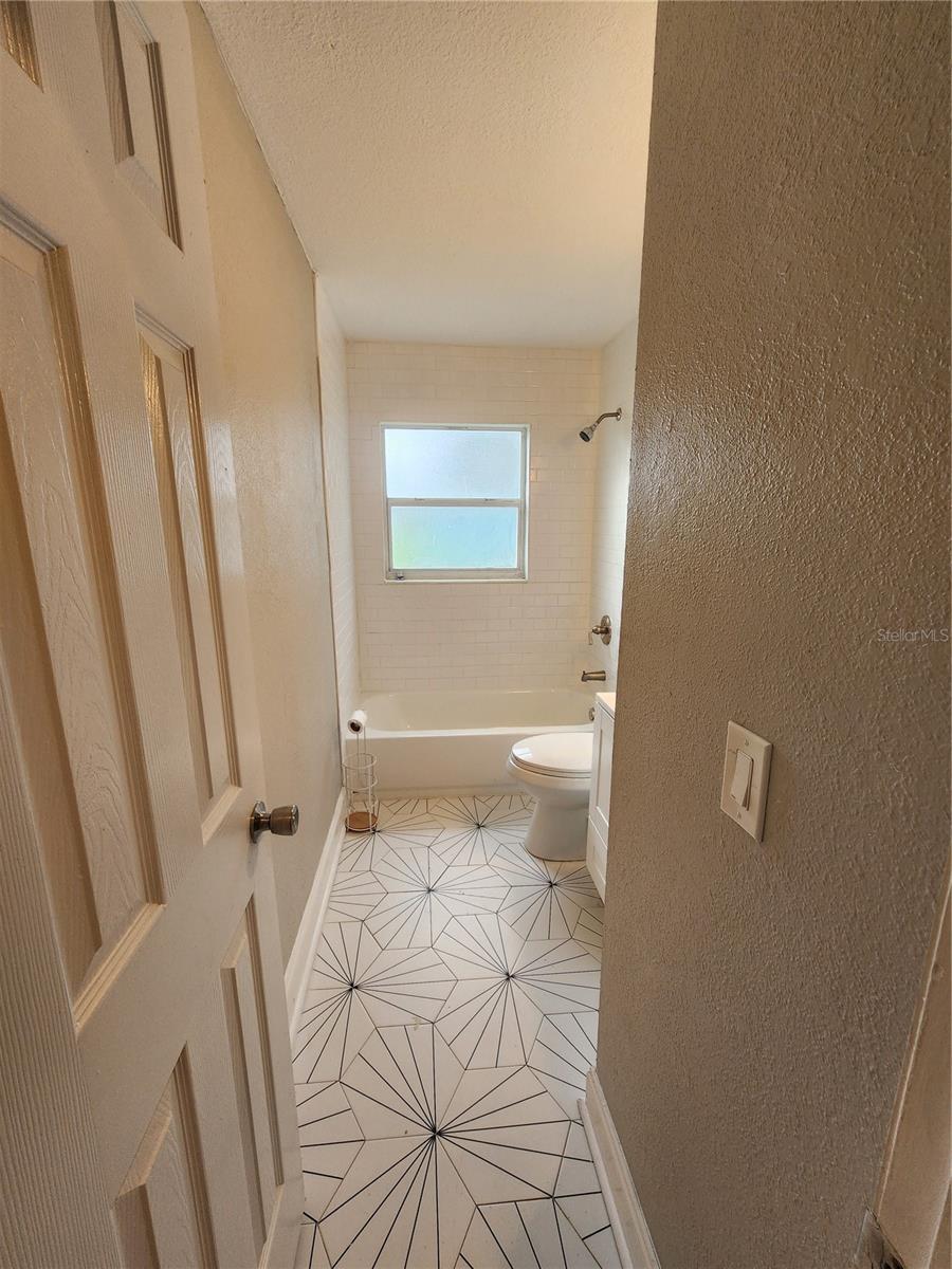 4307 Main, Tampa, FL 33607
