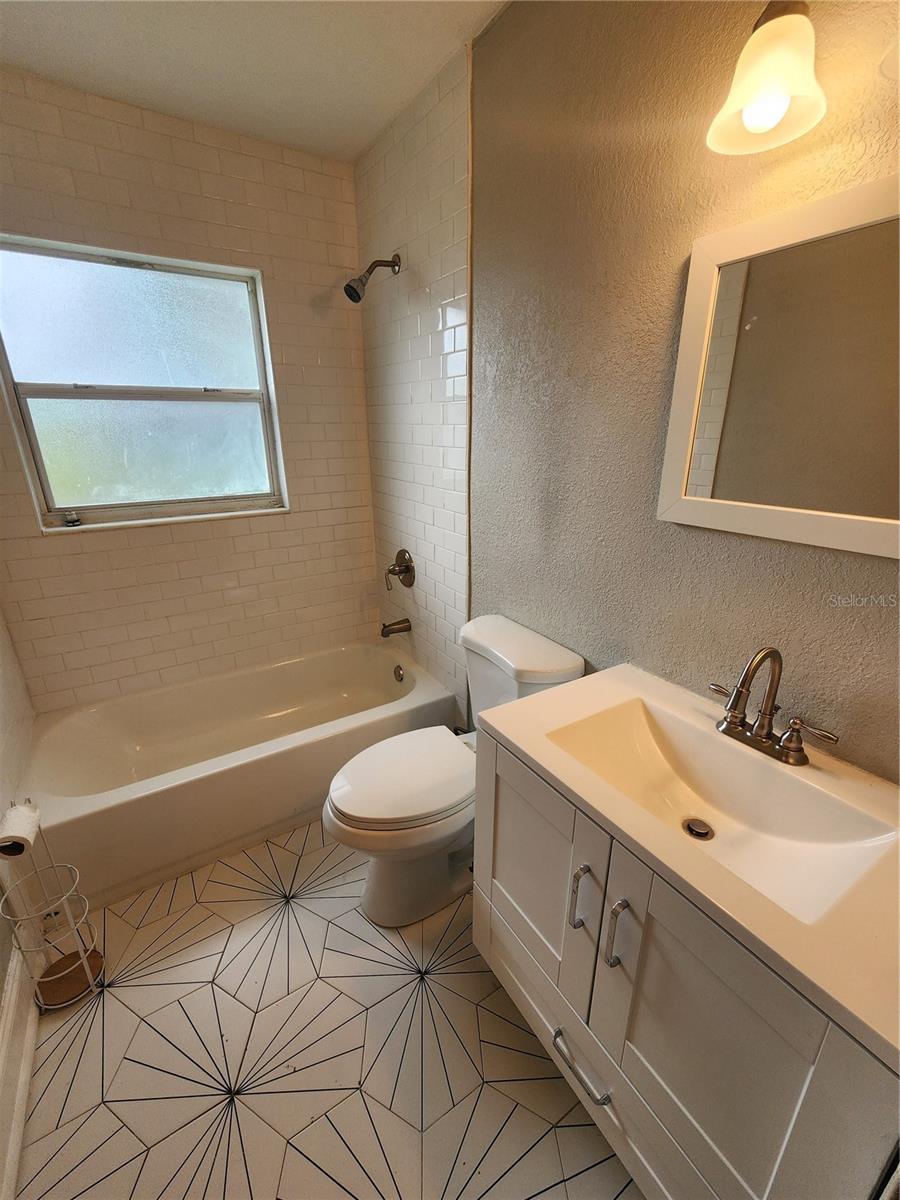 4307 Main, Tampa, FL 33607