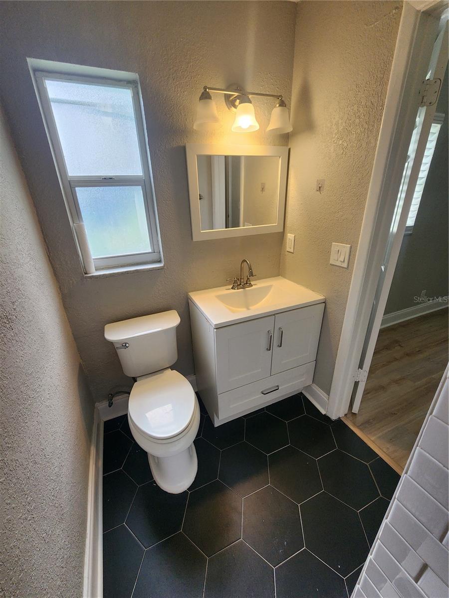 4307 Main, Tampa, FL 33607