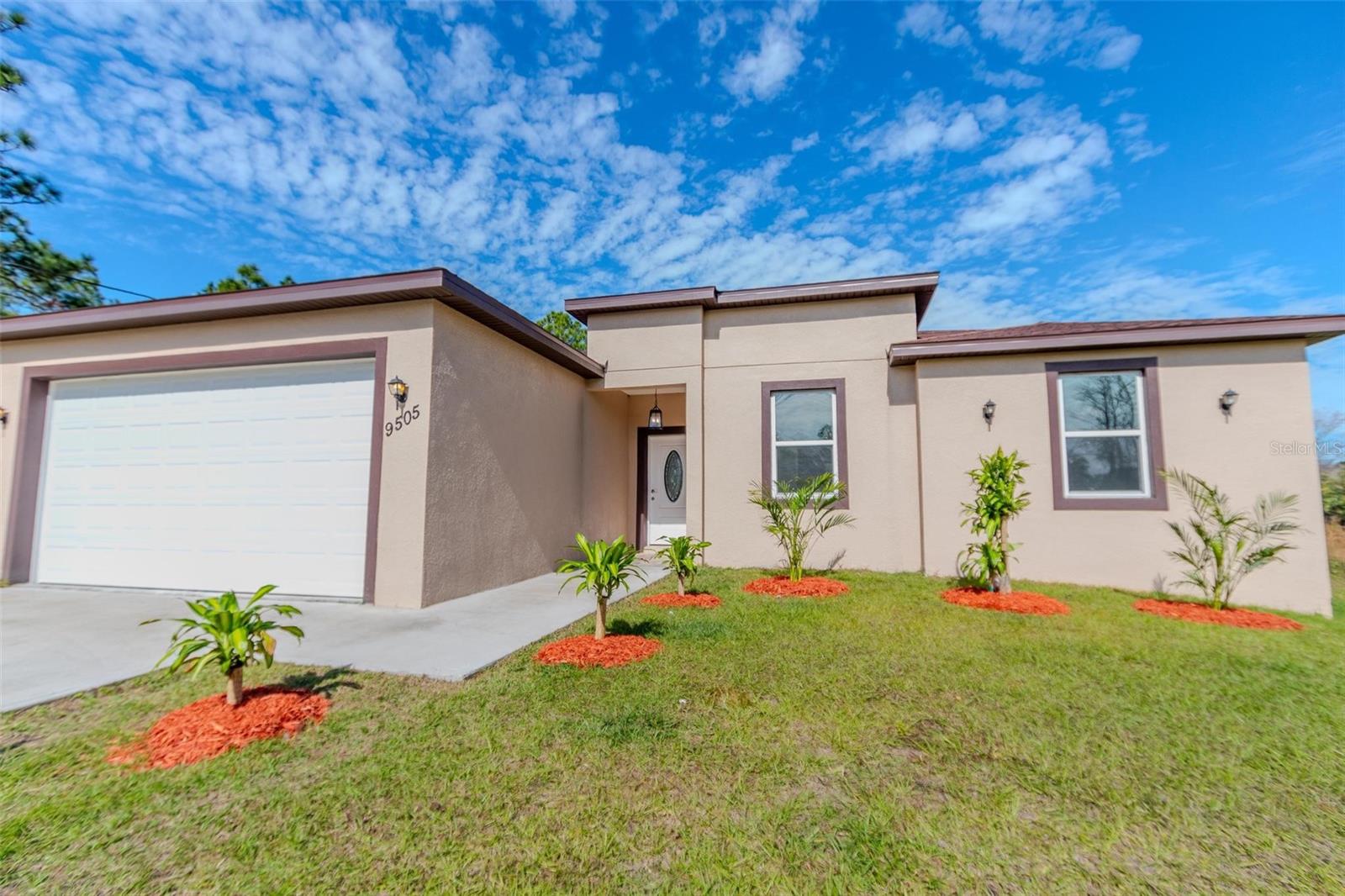 9505 Luna, St Cloud, FL 34773