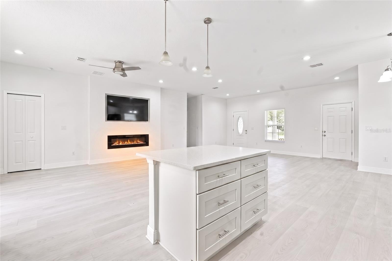 9505 Luna, St Cloud, FL 34773
