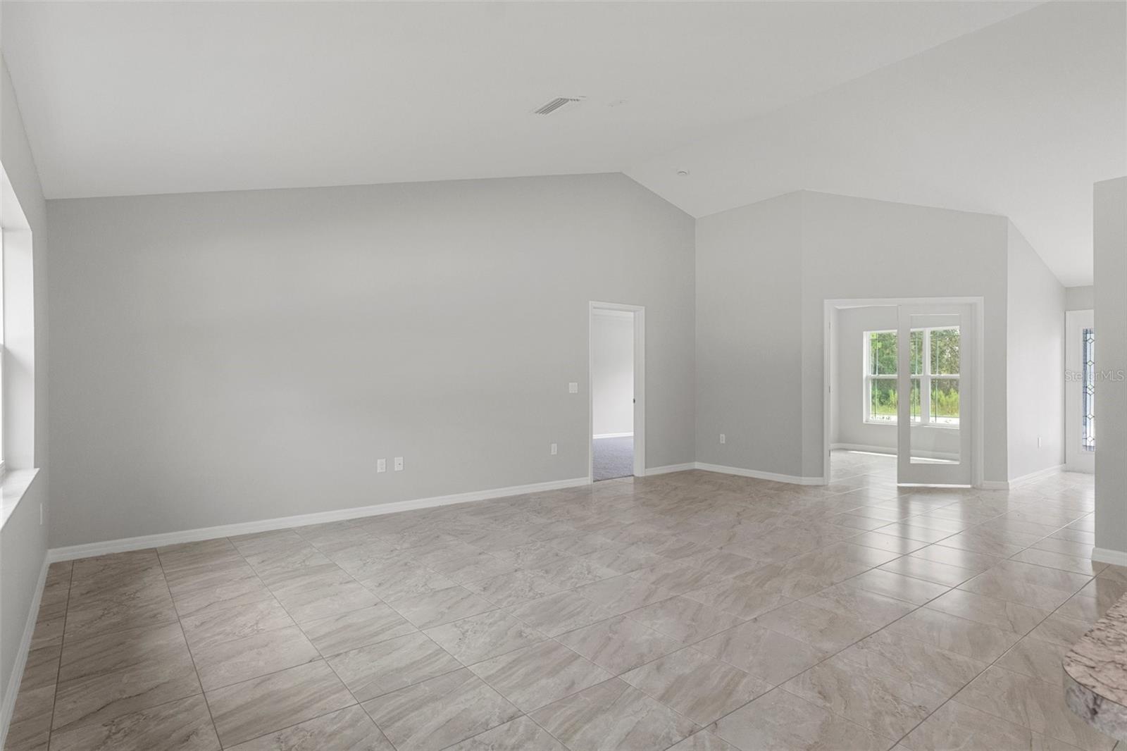 12085 Manassas, Weeki Wachee, FL 34614