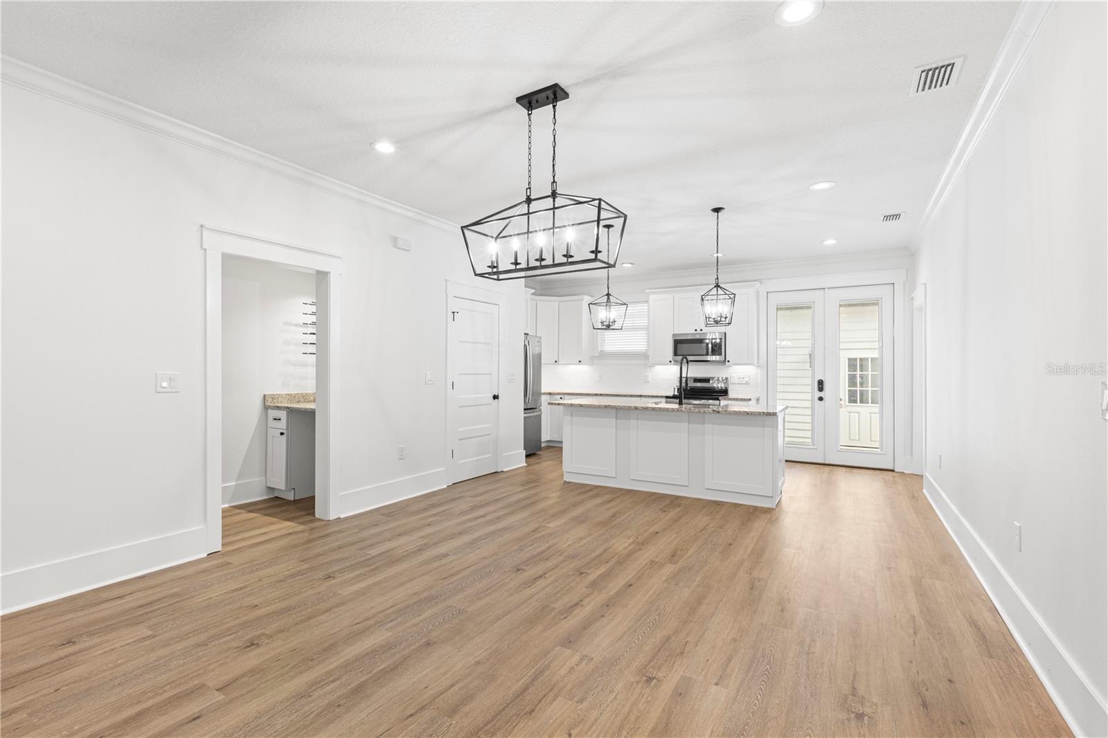 3923 Gray, Tampa, FL 33609