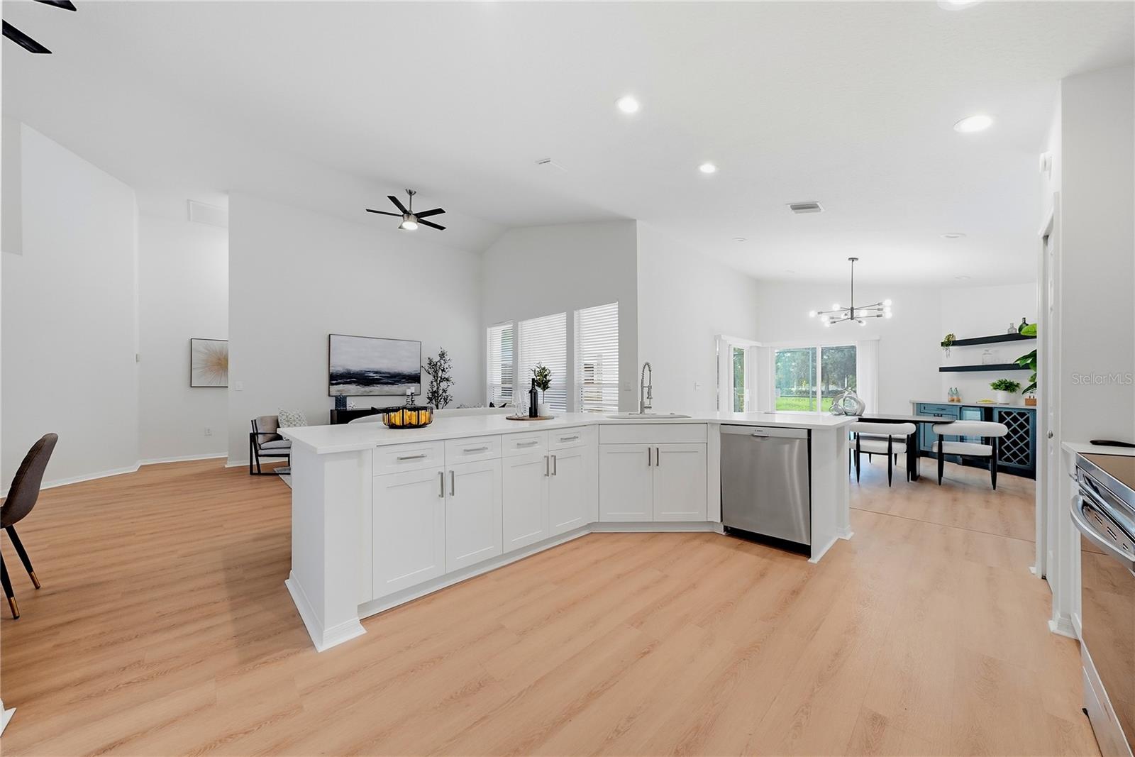 6817 Superior Street, Sarasota, FL 34243