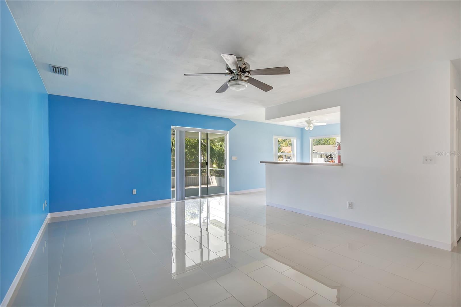 561 15th, Holly Hill, FL 32117