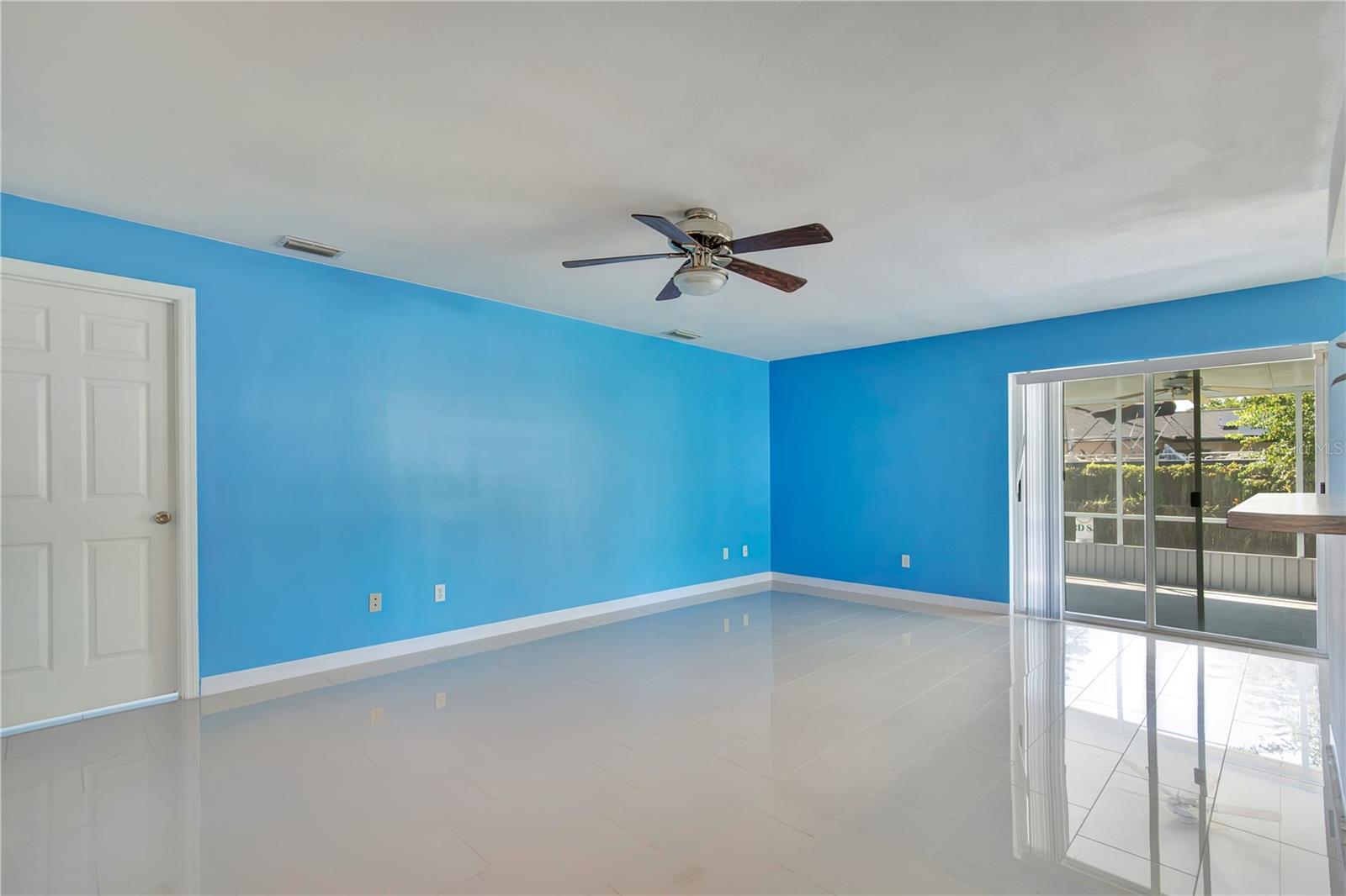 561 15th, Holly Hill, FL 32117