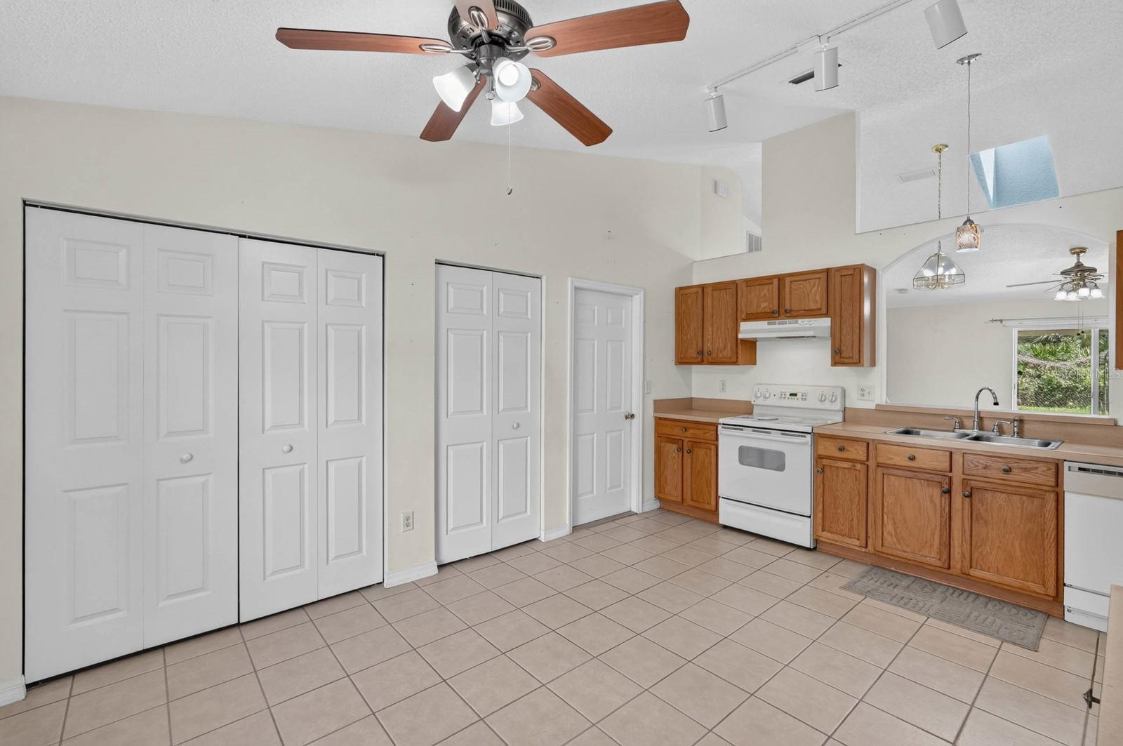 25 Rymshaw, Palm Coast, FL 32164