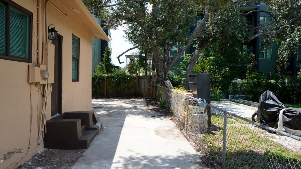 650 30th, St Petersburg, FL 33705